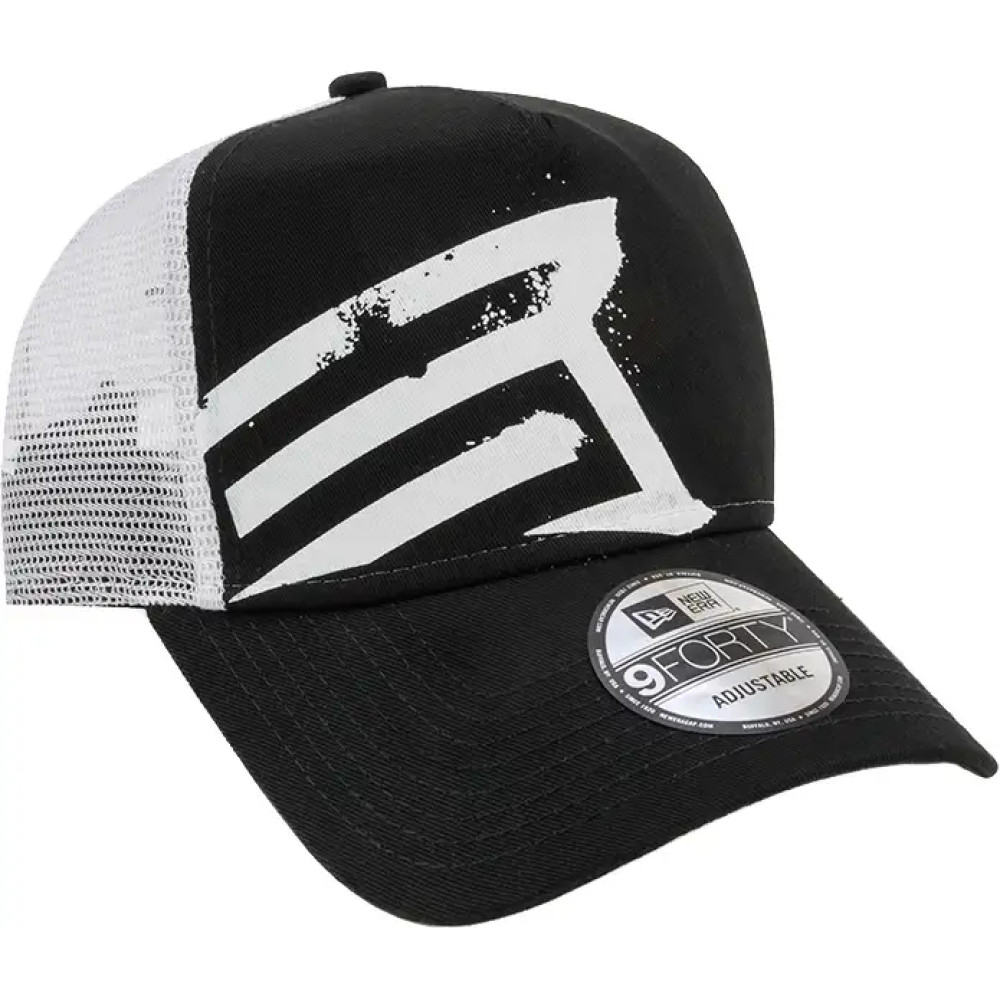 Кепка Savage Trucker hat W/WHITE Savage logo Белый/черный